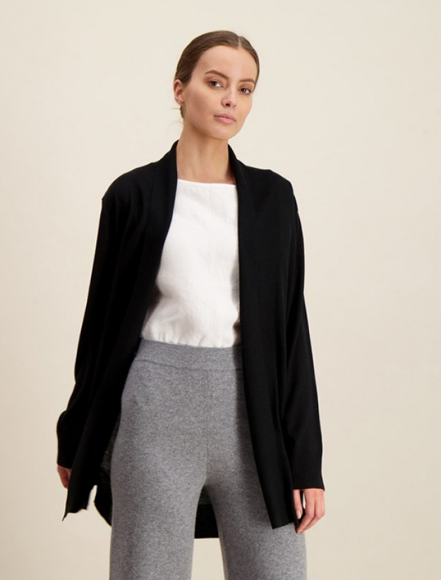 emmav2819_30_xl EMMA V