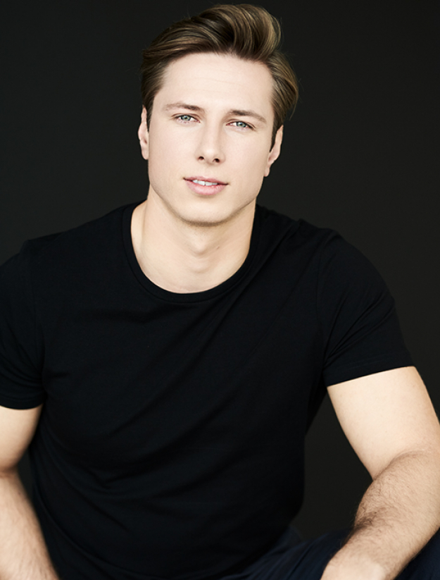 laurit2297_15_xl LAURI T.